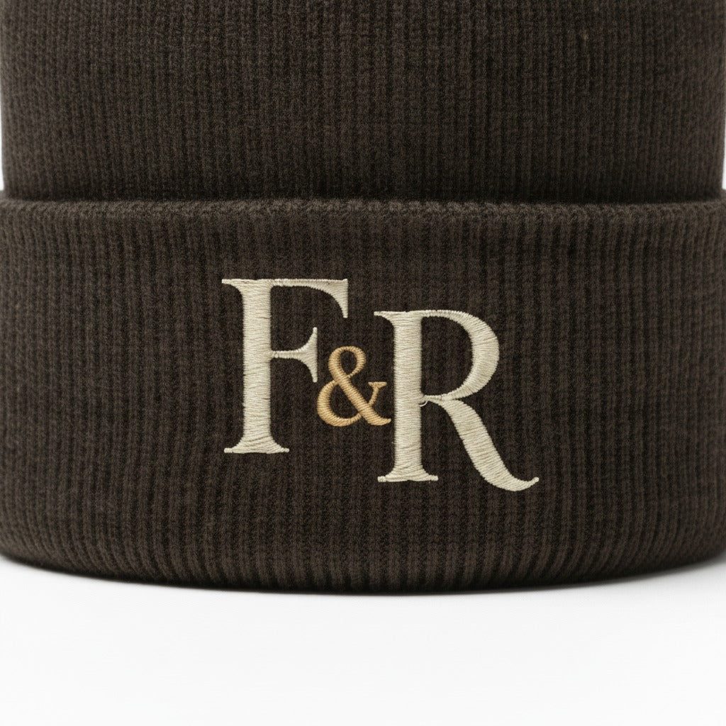 Cuffed Beanie, logo detail